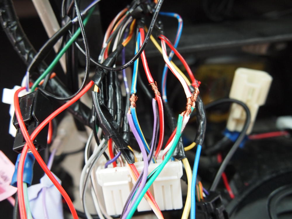 Dangerous car audio wiring, no solder